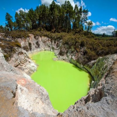 Геотермальный парк Вай-о-Тапу Новая Зеландия