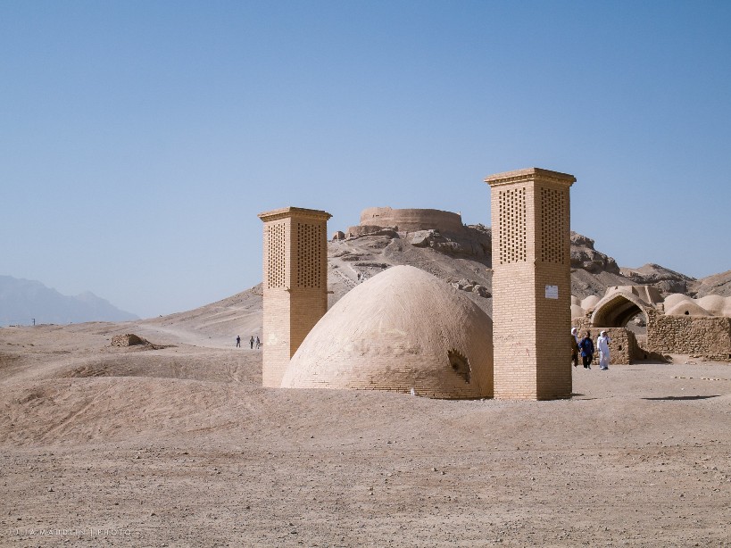 Башня молчания зороастрийское погребальное сооружение в Йезде Иран