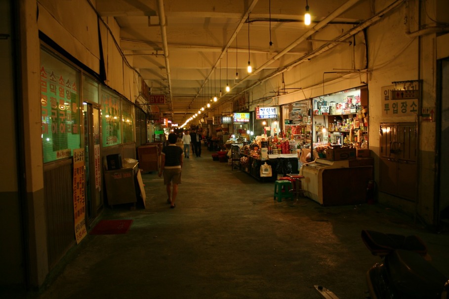 Старый рынок в Сеуле Корея