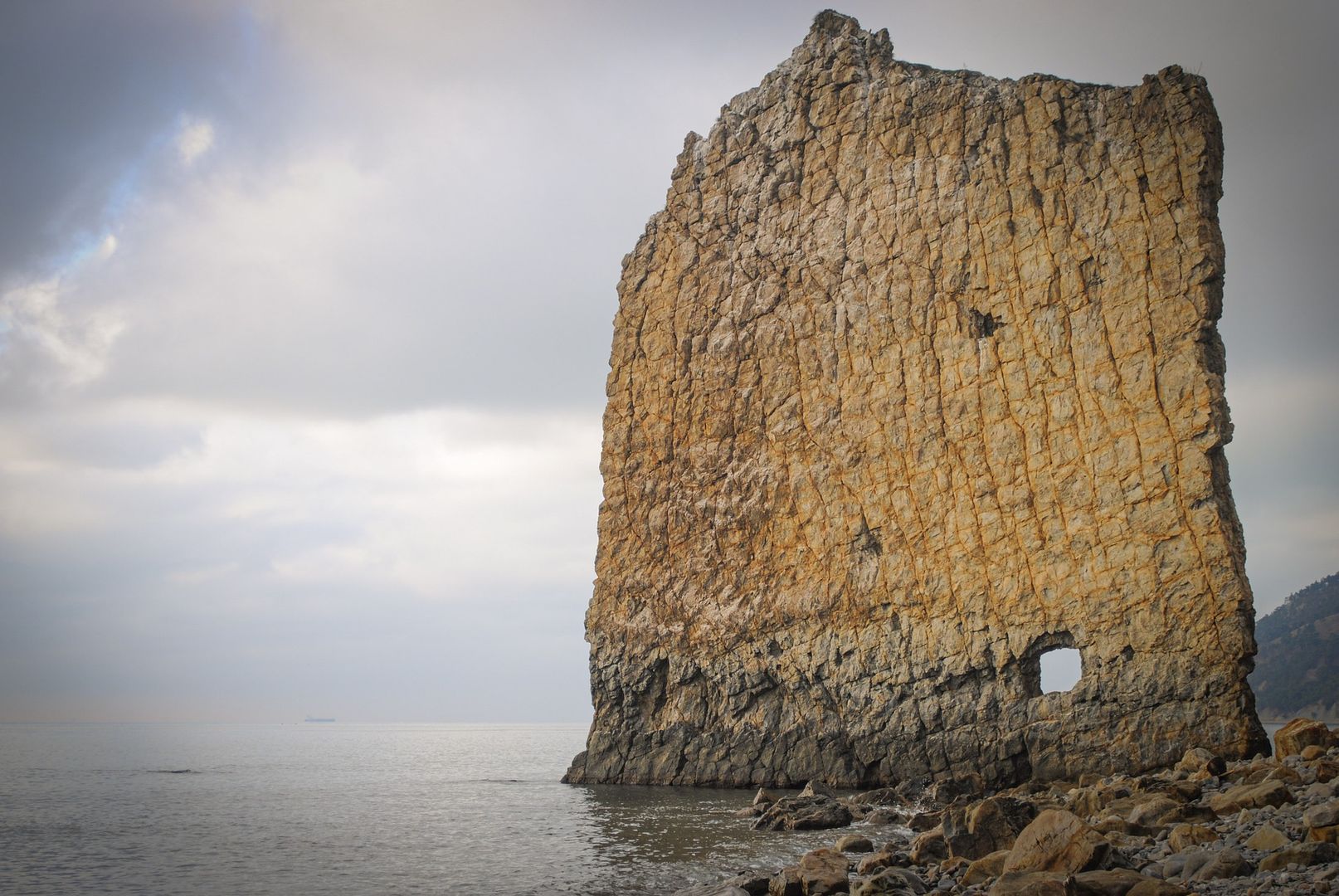 Скала Парус черное море Геленджик