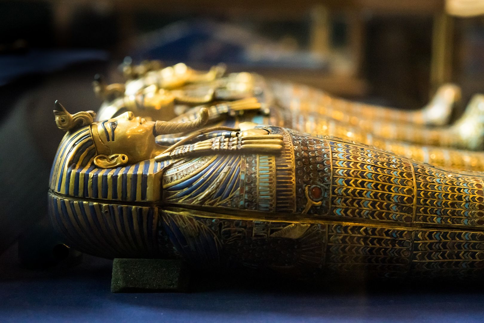 Саркофаги фараонов в Египетском музее Каира Египет