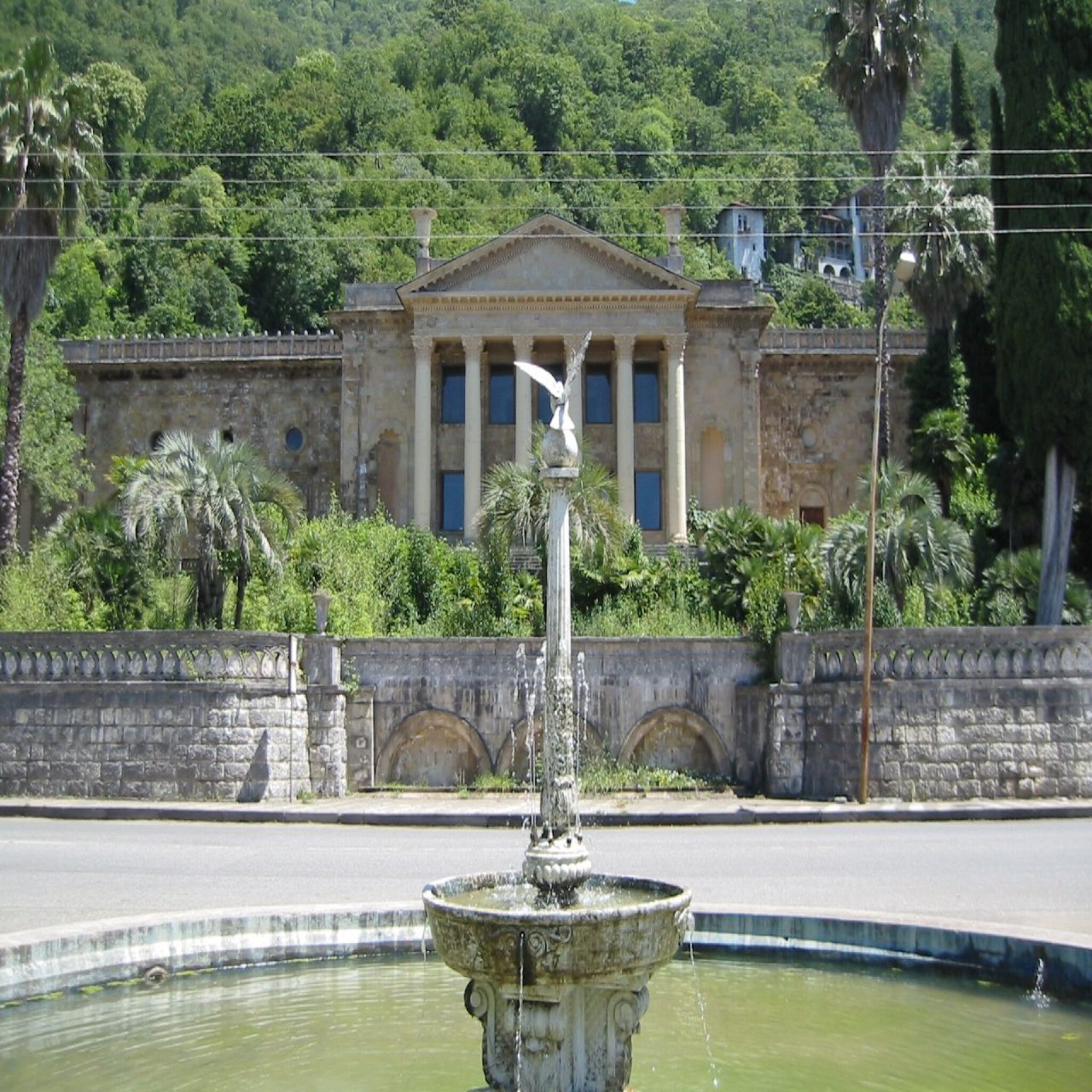 Гагра фонтан