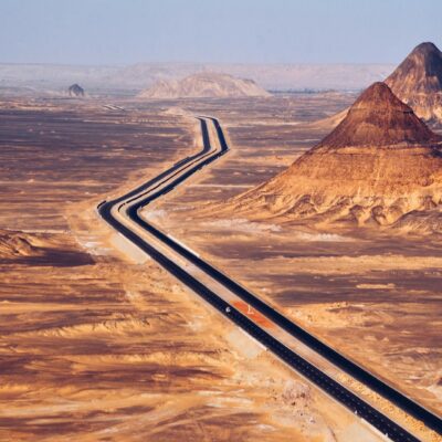 Дорога Через Черную пустыню Бахария Египет
