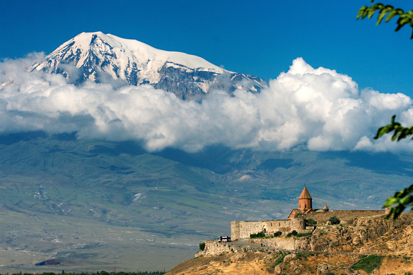 Вид на Арарат от монастыря Хор Вирап Армения