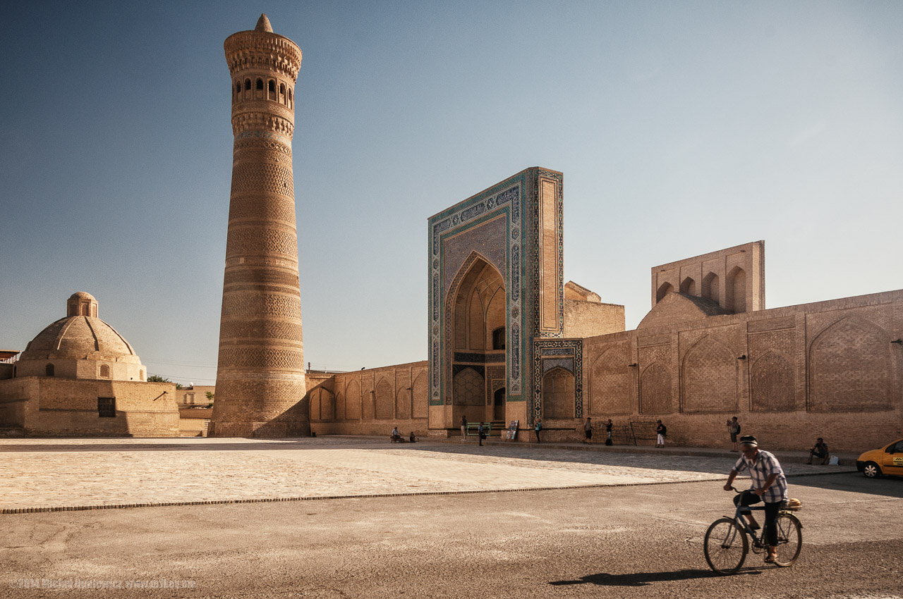 Архитектурный комплекс Пои-Калян Бухара Узбекистан