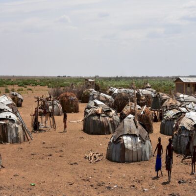 Деревня племени Дасанеч Джинка Эфиопия