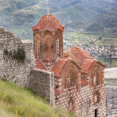 Старая византийская церковь в Берате Албания