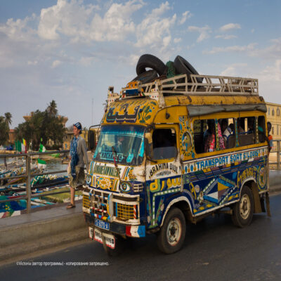 Автобус Сенегал