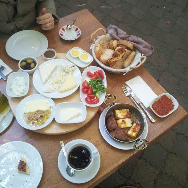Завтрак в городе Ван Турция