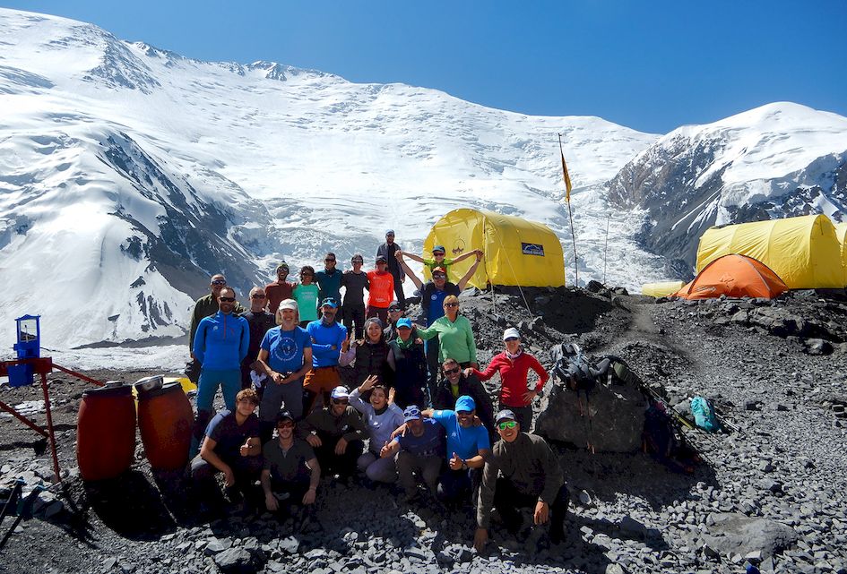 Команда лагерь «Солнечный» Памир Кыргызстан