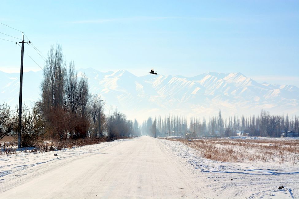 По дороге к озеру Иссык-Куль Кыргызстан Киргизия