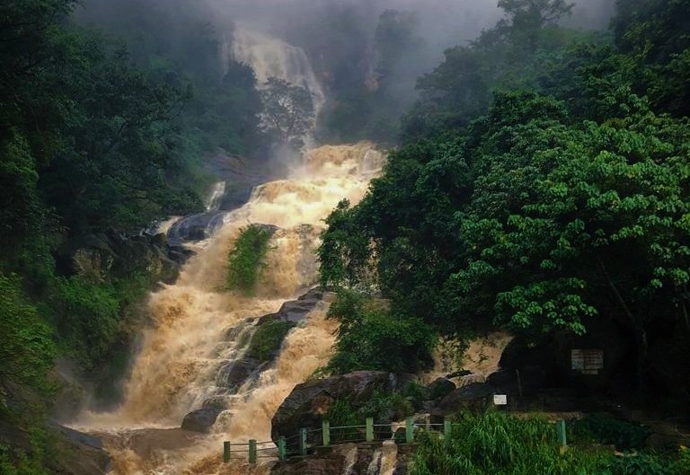 Водопад демона Раваны Элла Шри Ланка