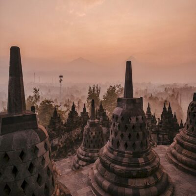 Буддийский храм Боробудур Ява Индонезия
