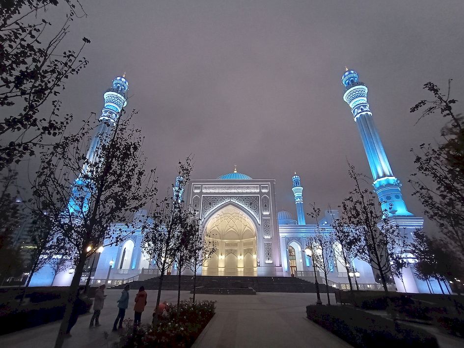 Белая мечеть в Шали 1 Чечня