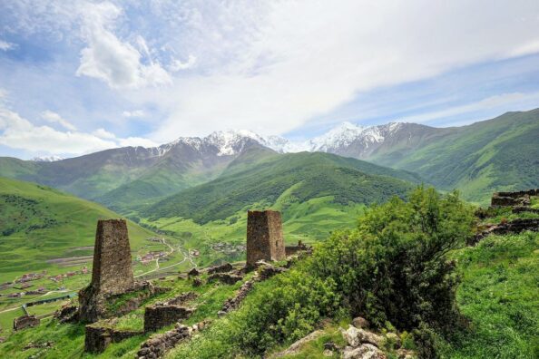 13883Активный тур по солнечной Армении